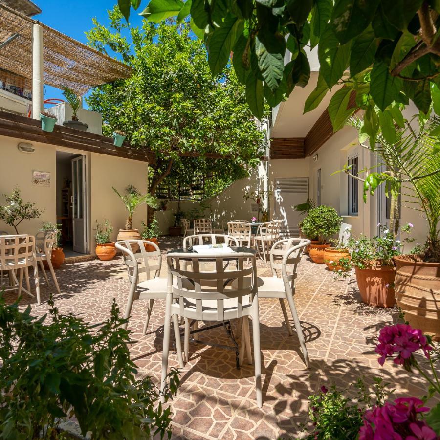Geana Apartments Chania  Exteriör bild